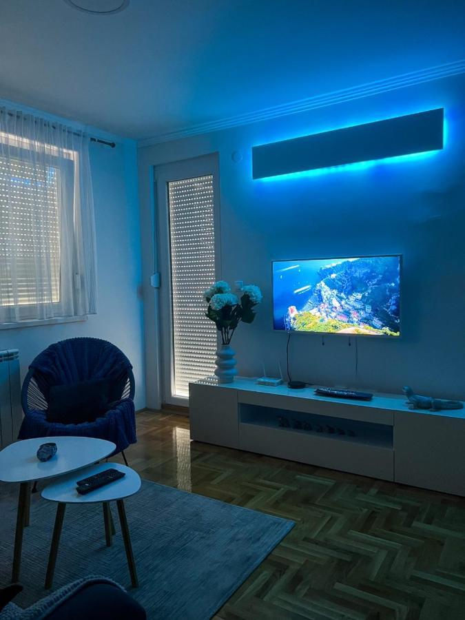 Apartman Ml Lukavica Екстер'єр фото