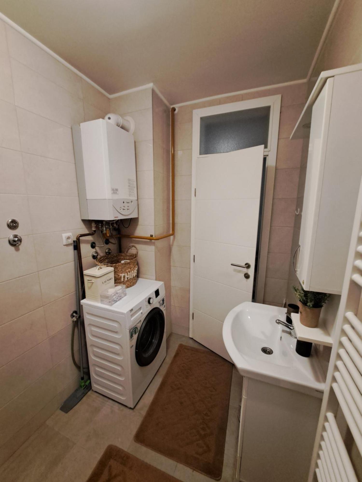 Apartman Ml Lukavica Екстер'єр фото